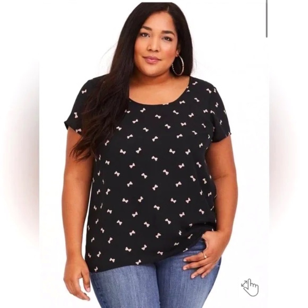 Torrid Georgette Hi-Low Pink Bows Size 3 Blouse